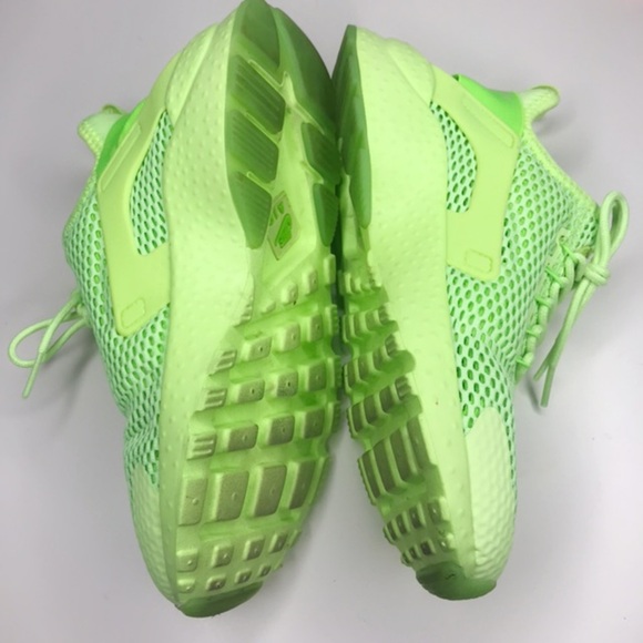 Nike Air Huarache Run Ultra Breathe Running Shoes - Picture 7 of 8